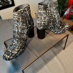 Chic Tweed Ankle Booties in Black and White